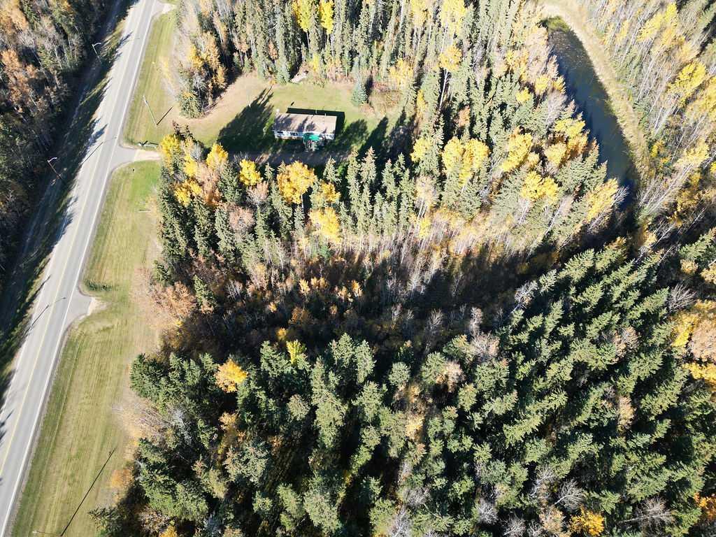 3250 Calling Lake Drive