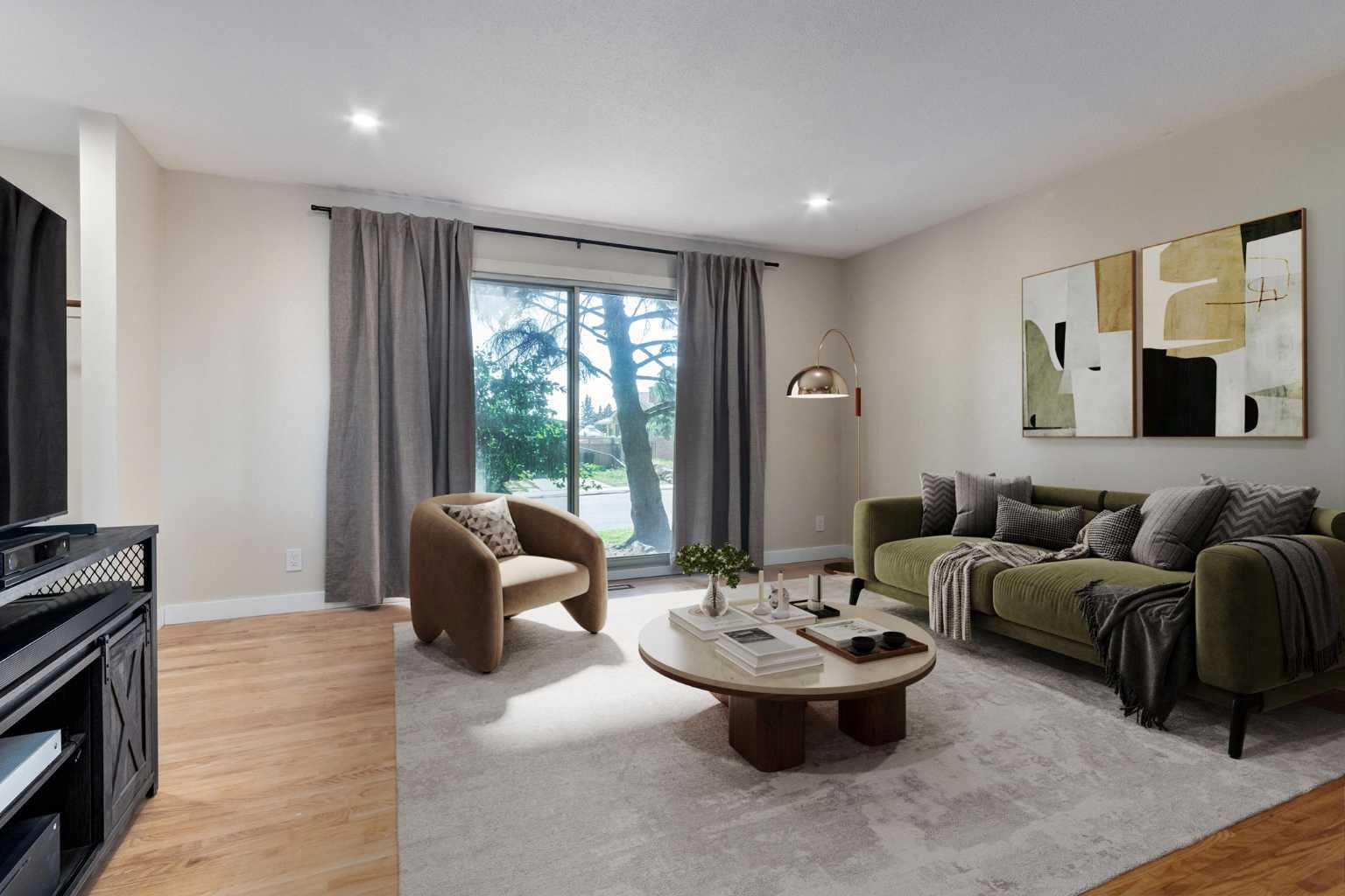 840 Raynard Crescent SE