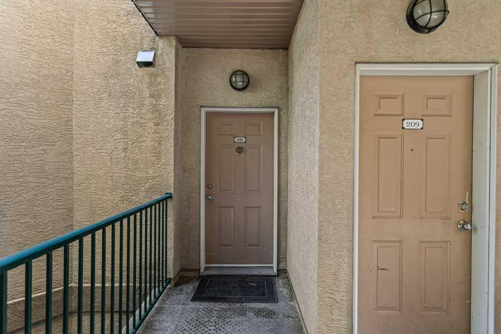 176 Kananaskis Way 211