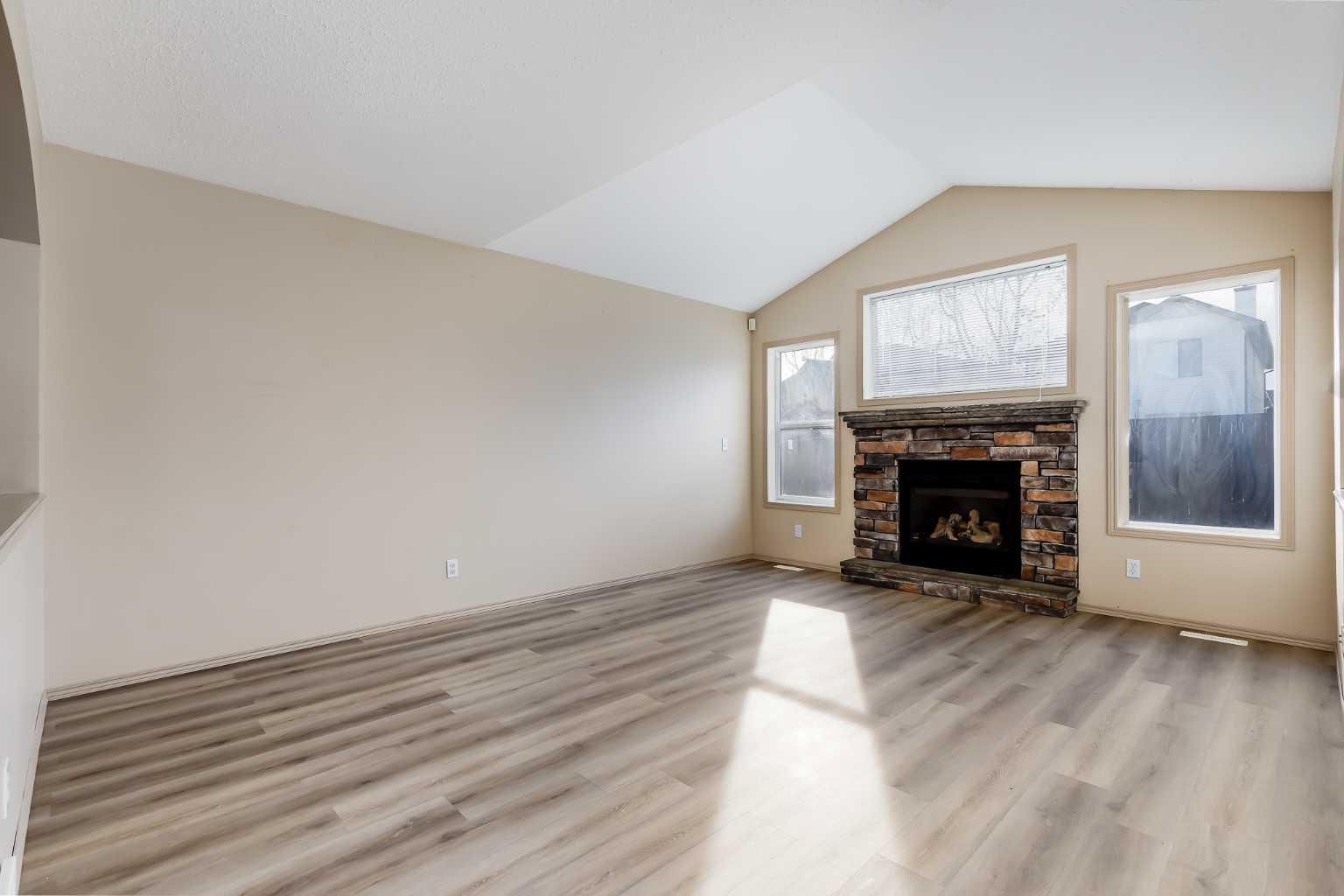 35 New Brighton Manor SE