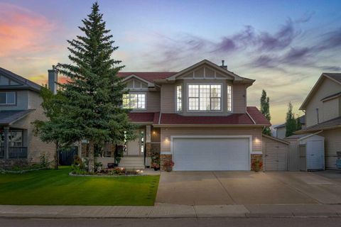 Photo of 217 West Creek Drive, Chestermere, AB T1X 1K7 (MLS # A2272533)