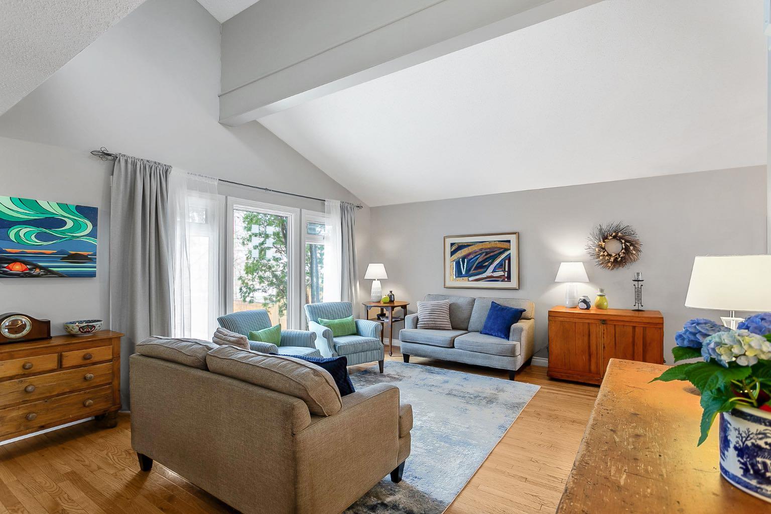124 Oakchurch Place SW