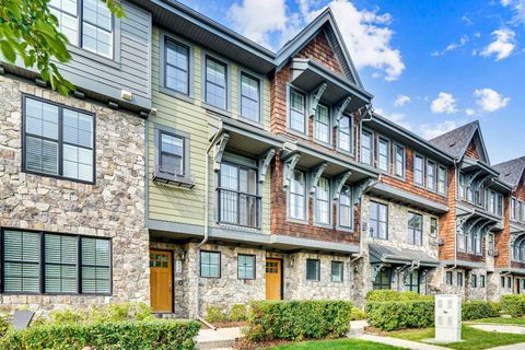 306 Ascot Circle SW Calgary AB T3H 0X2