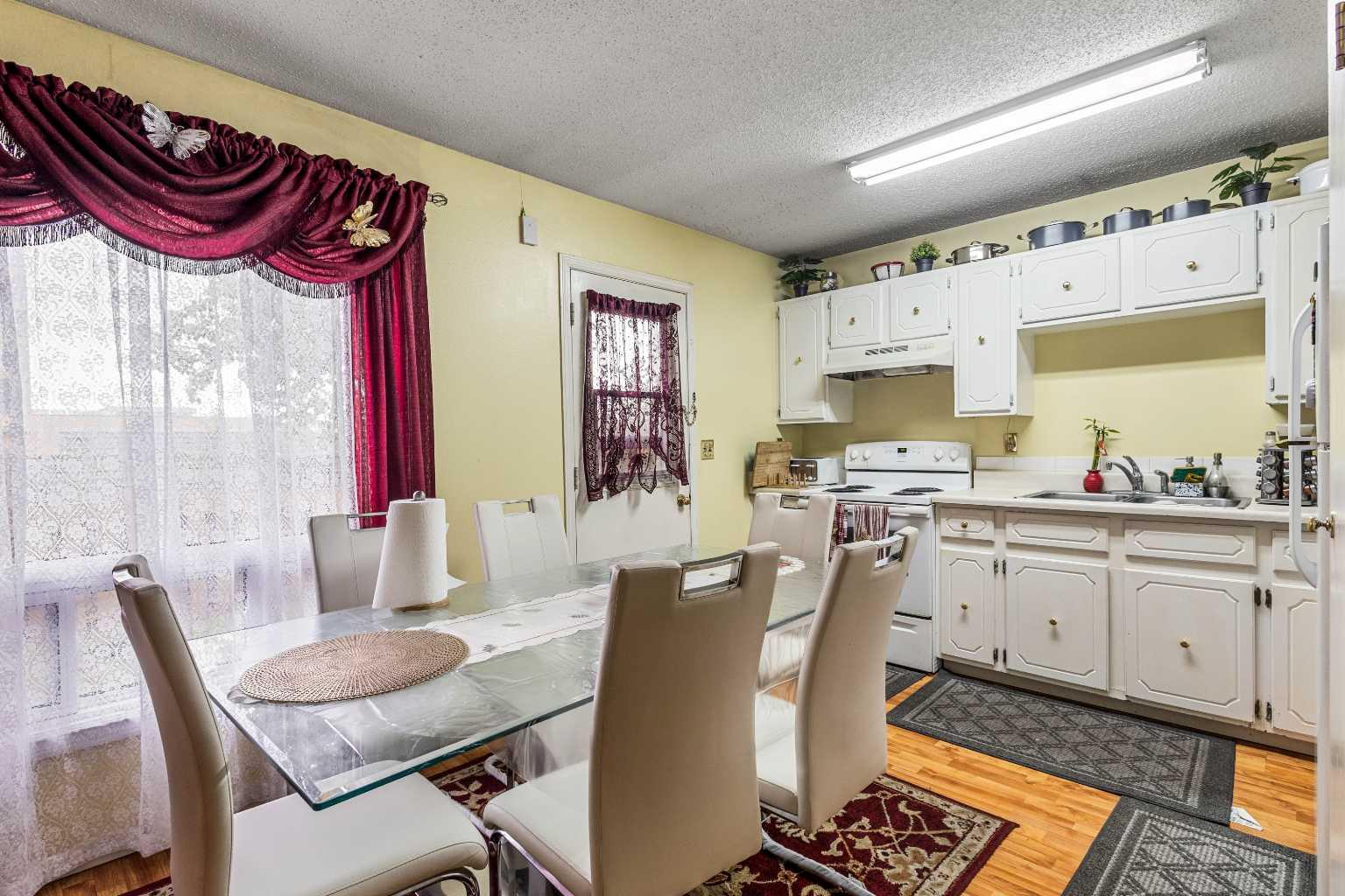 2727 Rundleson Road NE 56