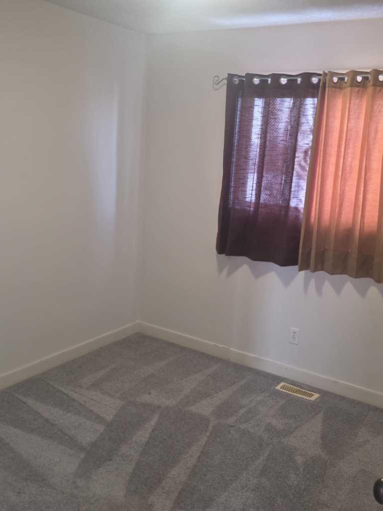 210 Saddlebrook Way NE