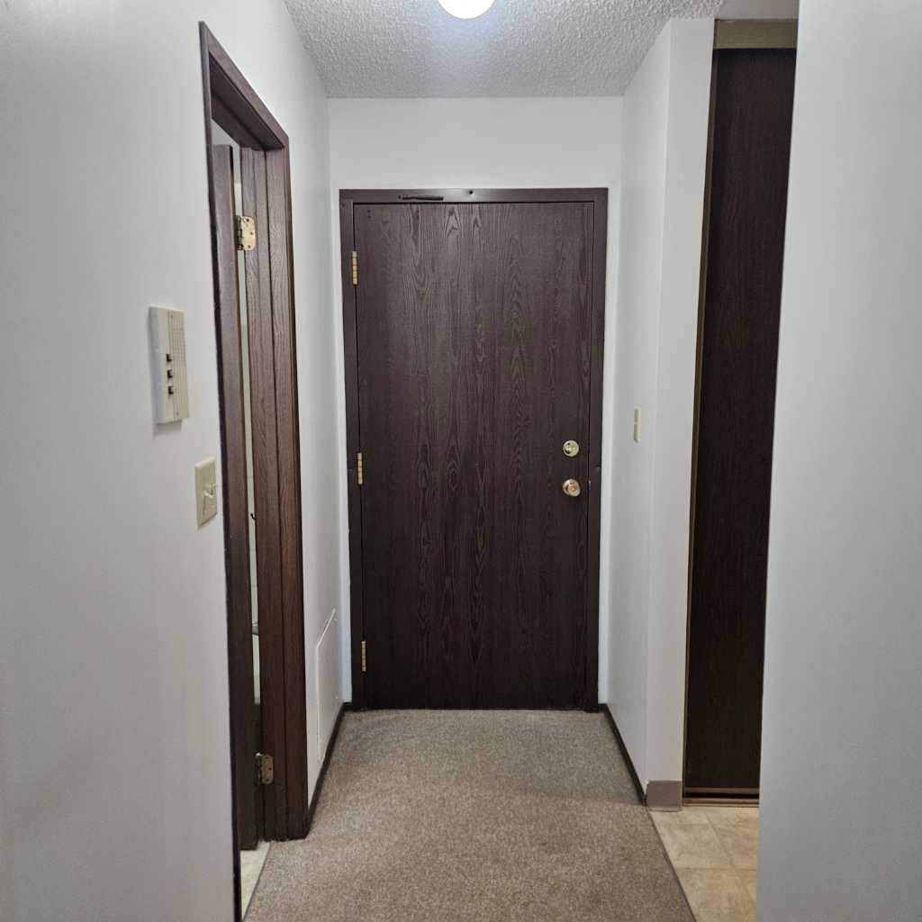 1221B Westhaven Drive 102