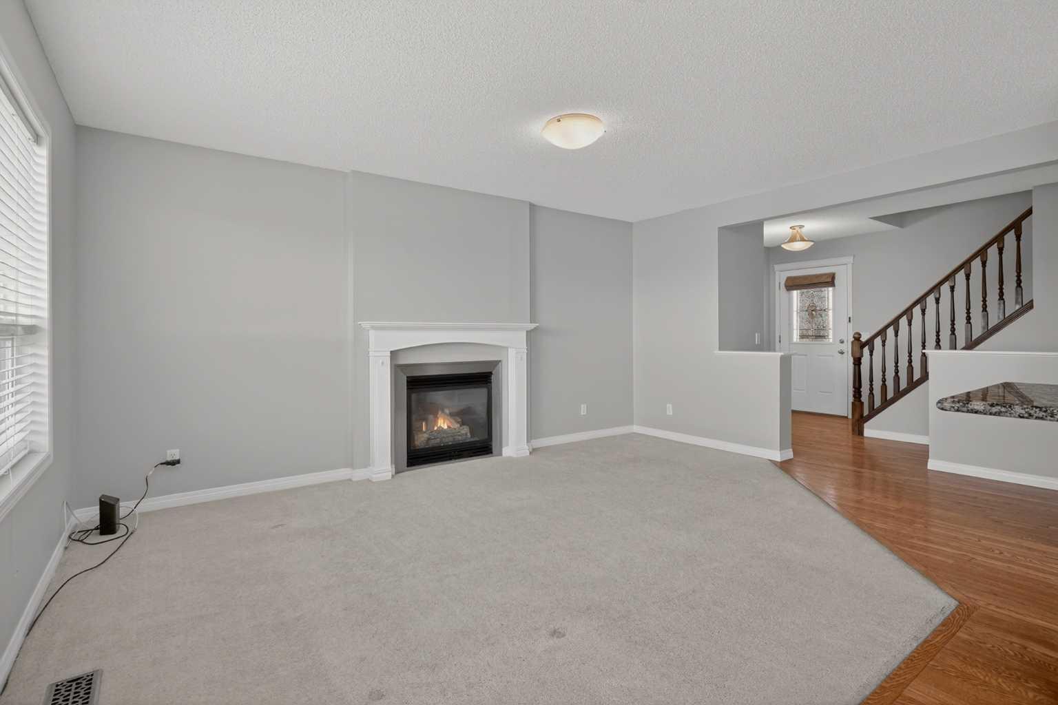 124 Everglen Way SW