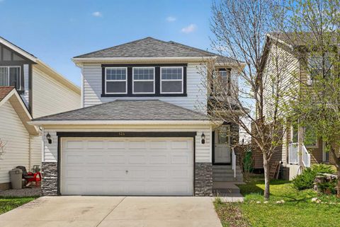 Photo of 124 Everglen Way SW, Calgary, AB T2Y 5G2 (MLS # A2311702)