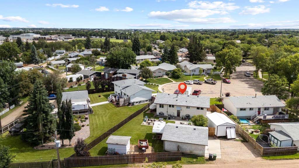 Photo of 4504 66 Street Close, Camrose, AB T4V 2T2 (MLS # A2335602)