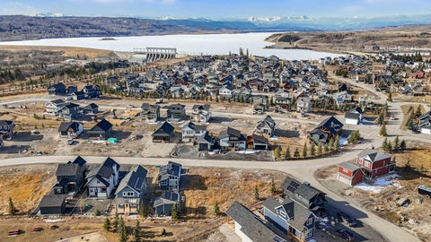 Photo of 116 Cottageclub Drive, Rural Rocky View County, AB T4C 1B1 (MLS # A2351893)