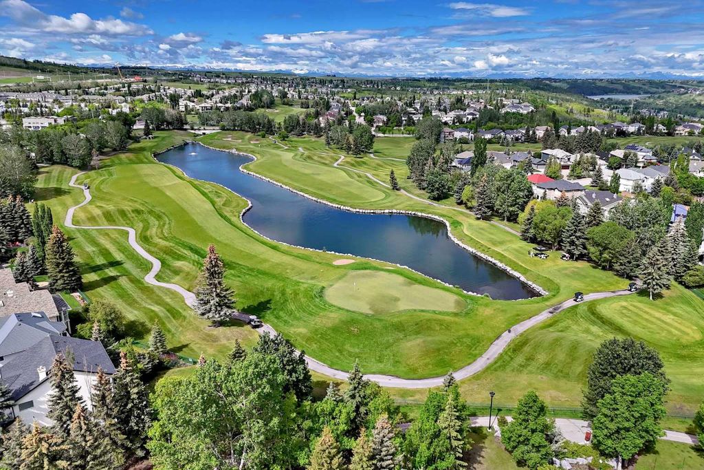 Photo of 10882 Valley Ridge Drive NW, Calgary, AB T3B 5R1 (MLS # A2321230)