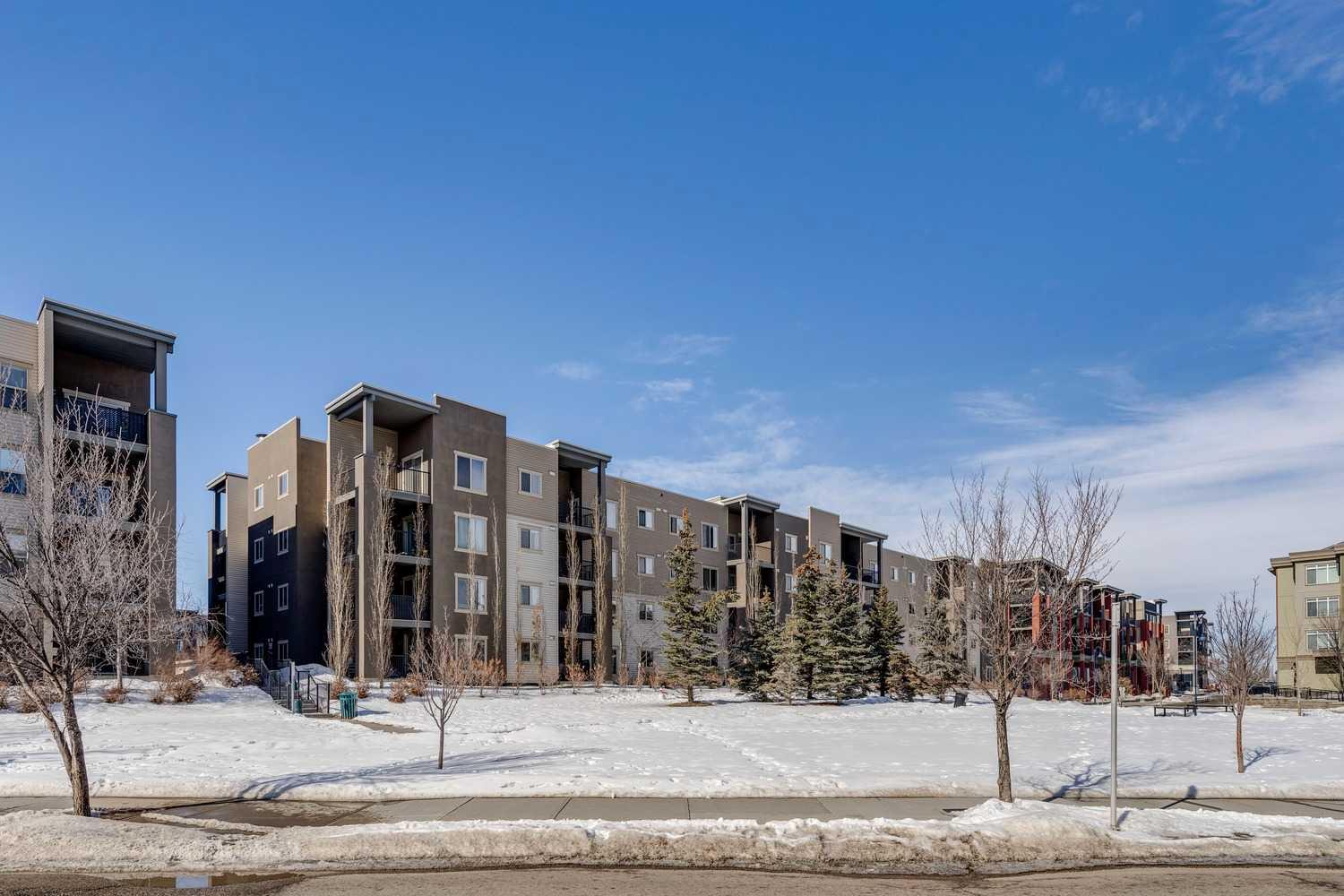 403 Mackenzie Way SW 8304