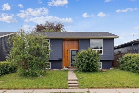 Photo of 147 Falchurch Crescent NE, Calgary, AB T3J 1J9 (MLS # A2321603)