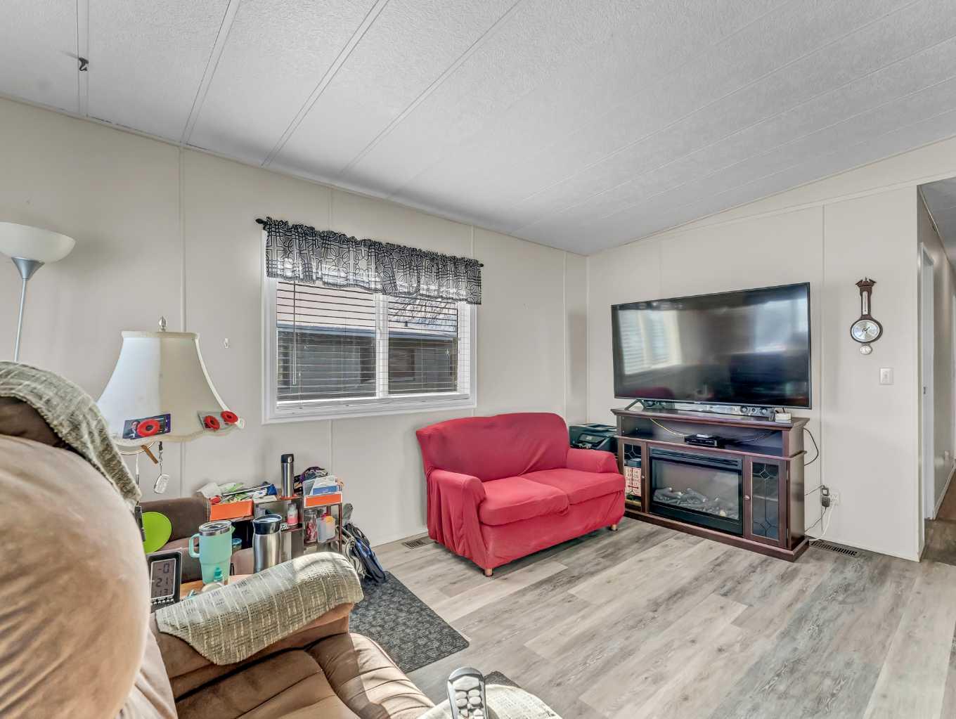 342 Cornell Crescent SW