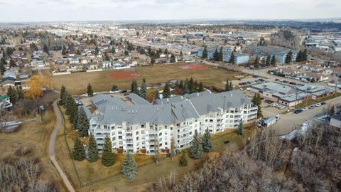 Photo of 6118 53 Avenue #409, Red Deer, AB T4N 6P7 (MLS # A2306347)