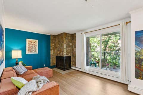 Photo of 354 2 Avenue NE #404, Calgary, AB T2E 0E4 (MLS # A2339745)
