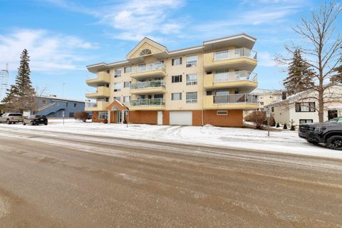 5117 50 Street 204 Lloydminster AB T9V 0M2