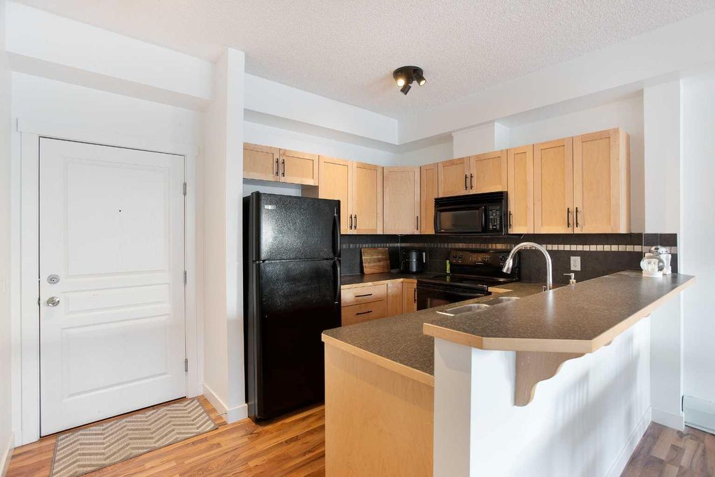 Photo of 211 Aspen Stone Boulevard SW #1116, Calgary, AB T3H 0K1 (MLS # A2286996)