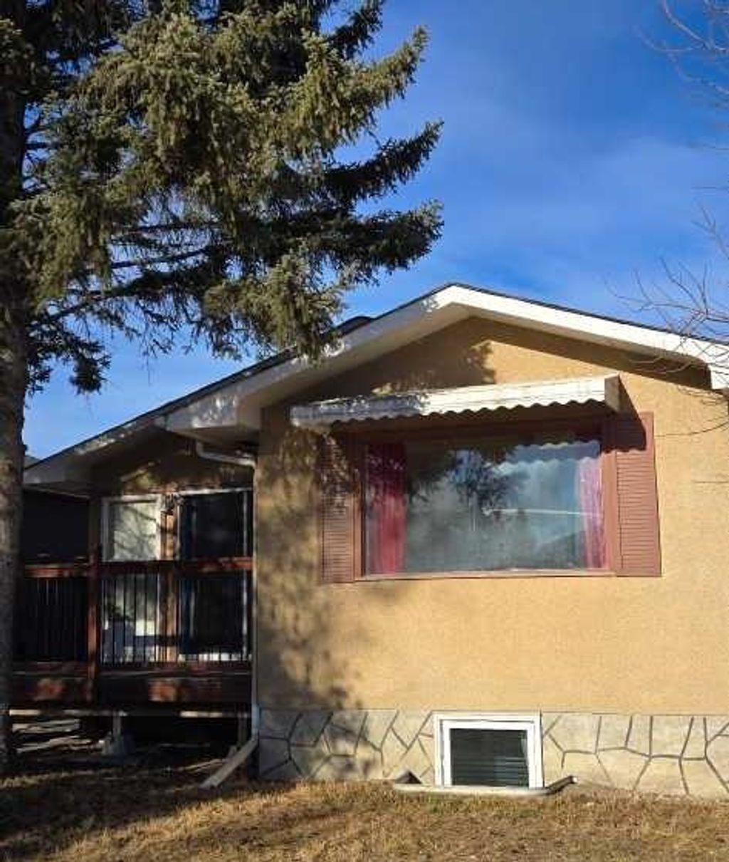 Photo of 3431 30A Avenue SE, Calgary, AB T2B 0H7 (MLS # A2278551)