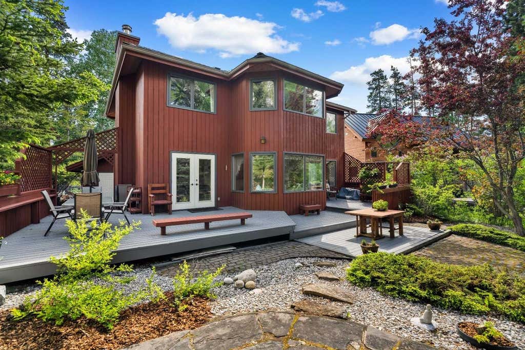 Photo of 1072 Evergreen Cir, Canmore, AB T1W 2S6 (MLS # A2319558)