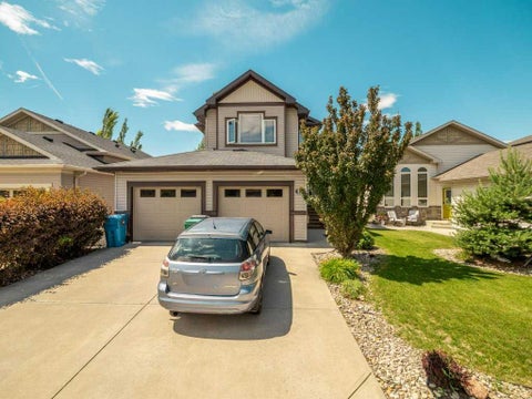 Photo of 17 Coalbanks Link W, Lethbridge, AB T1J 4H6 (MLS # A2326571)