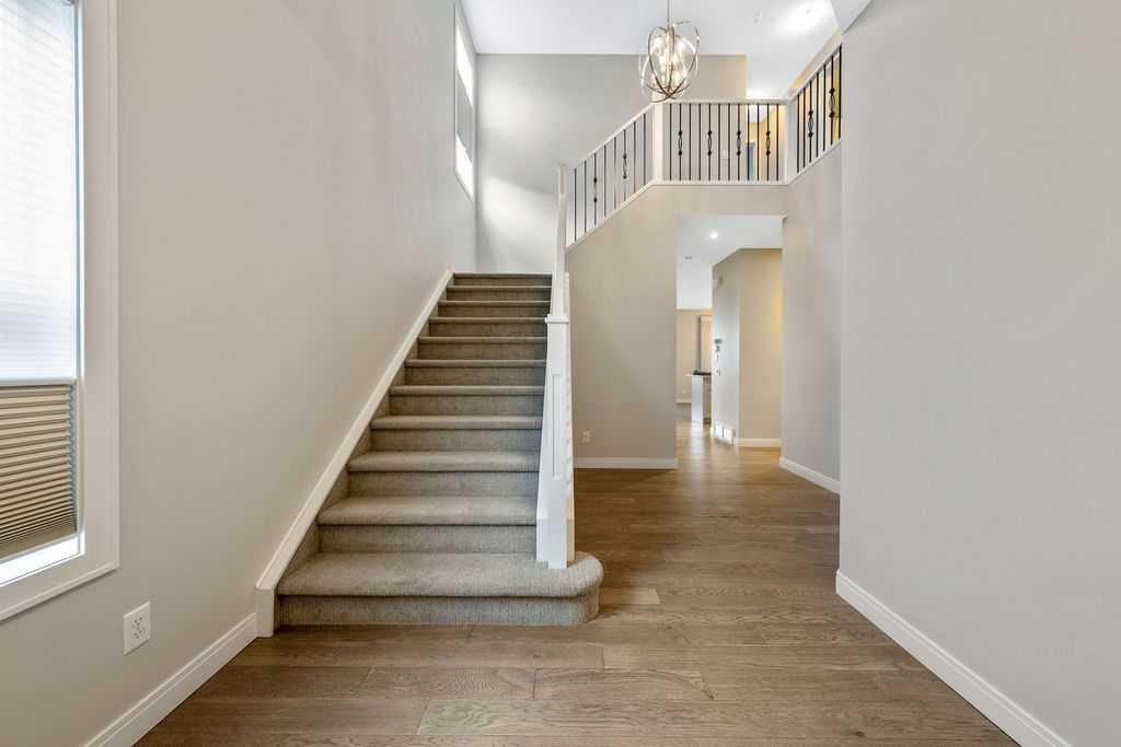 16 Drake Landing Street