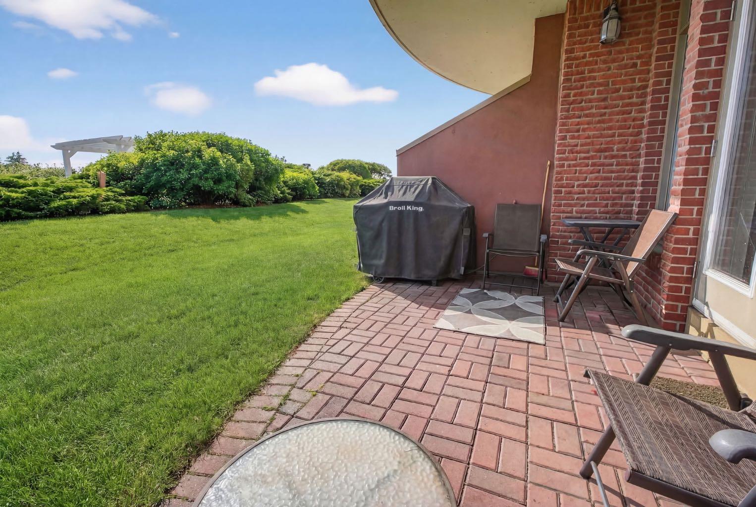 1718 14 Avenue NW 110