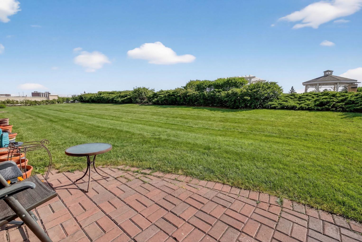 1718 14 Avenue NW 110