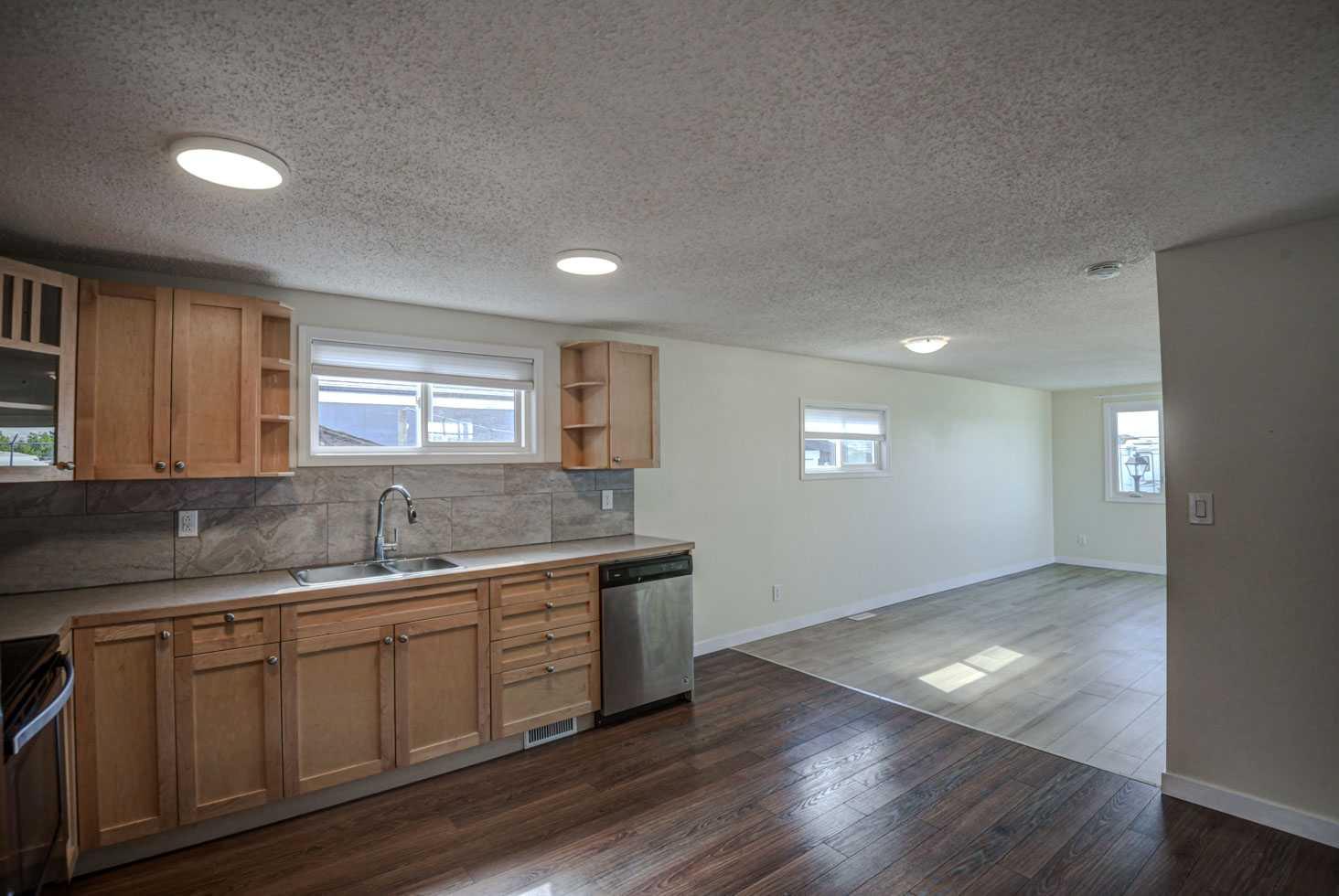 3223 83 Street NW 485