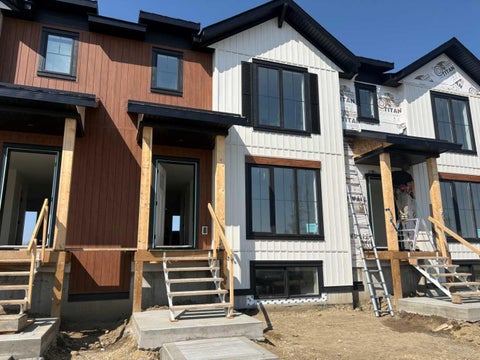 Photo of 38 Station Drive, Sylvan Lake, AB T4S 0W7 (MLS # A2318463)