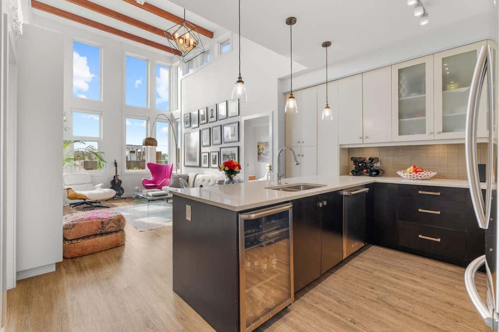 Photo of 1720 10 Street SW #407, Calgary, AB T2T 3E8 (MLS # A2334219)