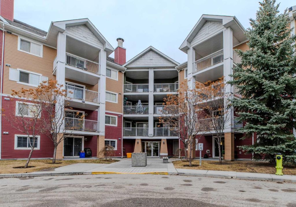 Photo of 10 Prestwick Bay SE #4421, Calgary, AB T2Z 0B4 (MLS # A2283835)