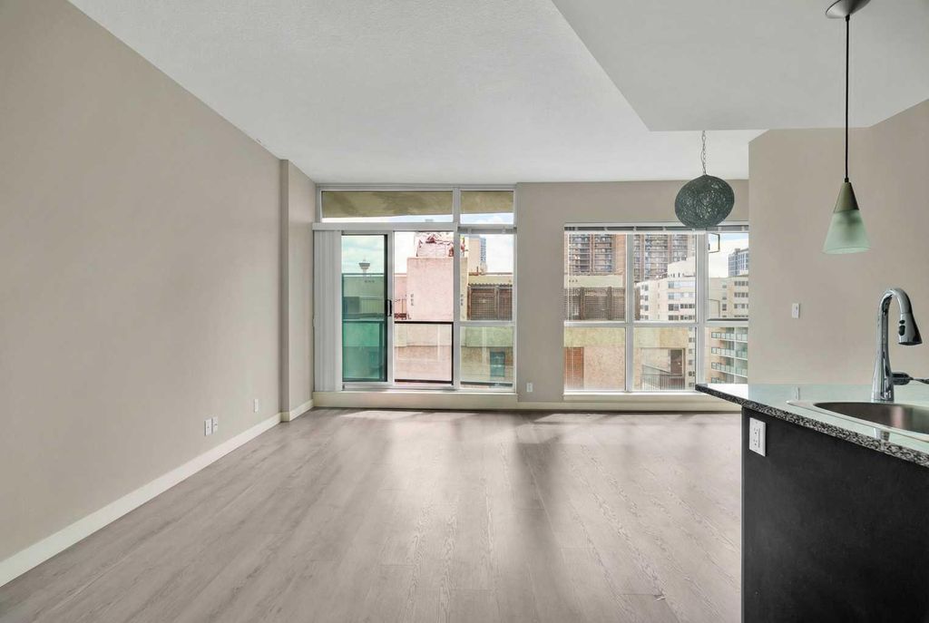Photo of 788 12 Avenue SW #701, Calgary, AB T2R 0H1 (MLS # A2282512)