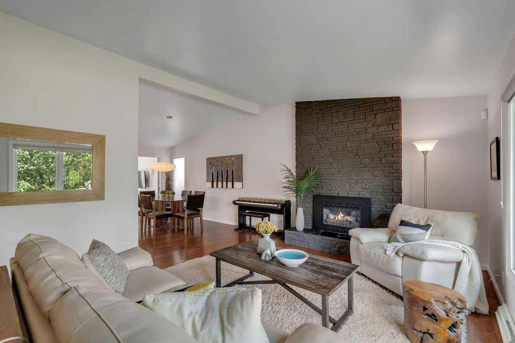 Photo of 10219 7 Street SW, Calgary, AB T2W 0G2 (MLS # A2328394)