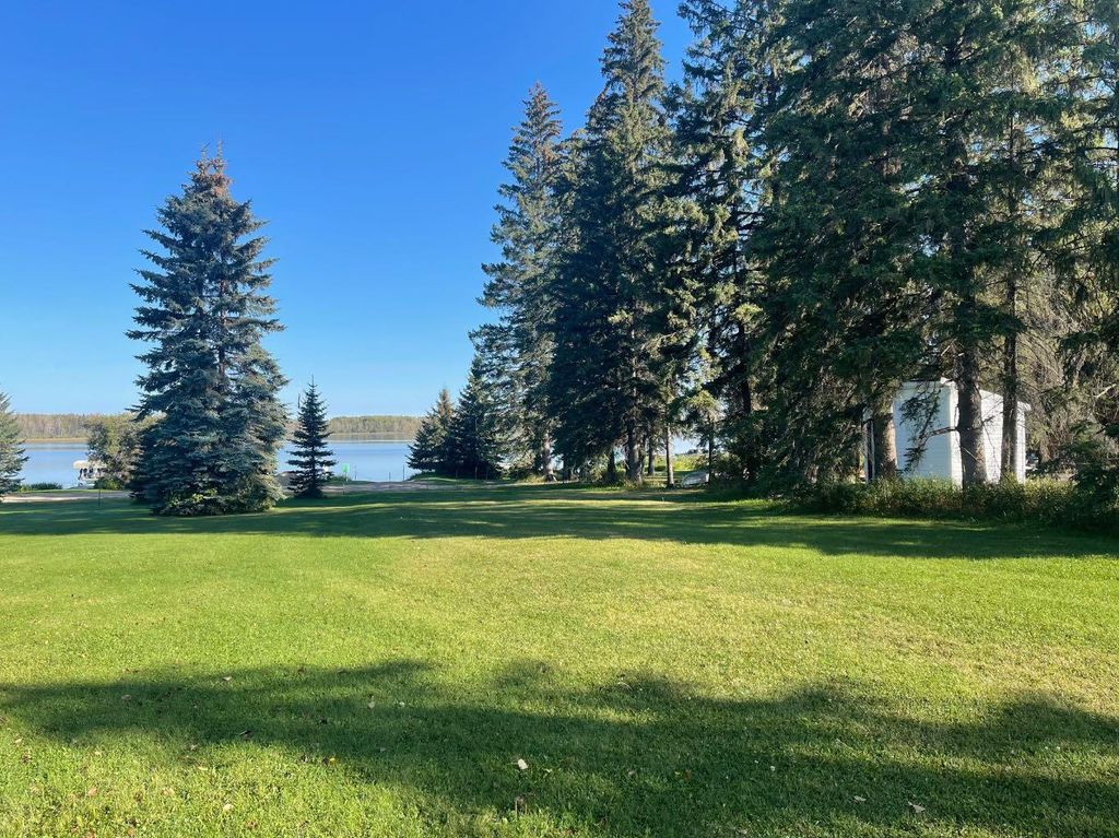 Photo of 400 465015 Range Road 63A, Buck Lake, AB T0C 0T0 (MLS # A2294811)