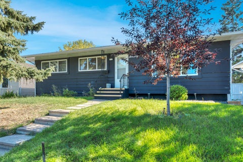 Photo of 70 Fairview Crescent SE, Calgary, AB T2H 0Z6 (MLS # A2348652)