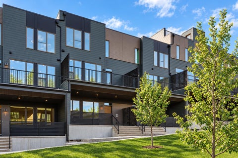 Photo of 718 Sovereign Common SW, Calgary, AB T3C 3Y3 (MLS # A2350785)