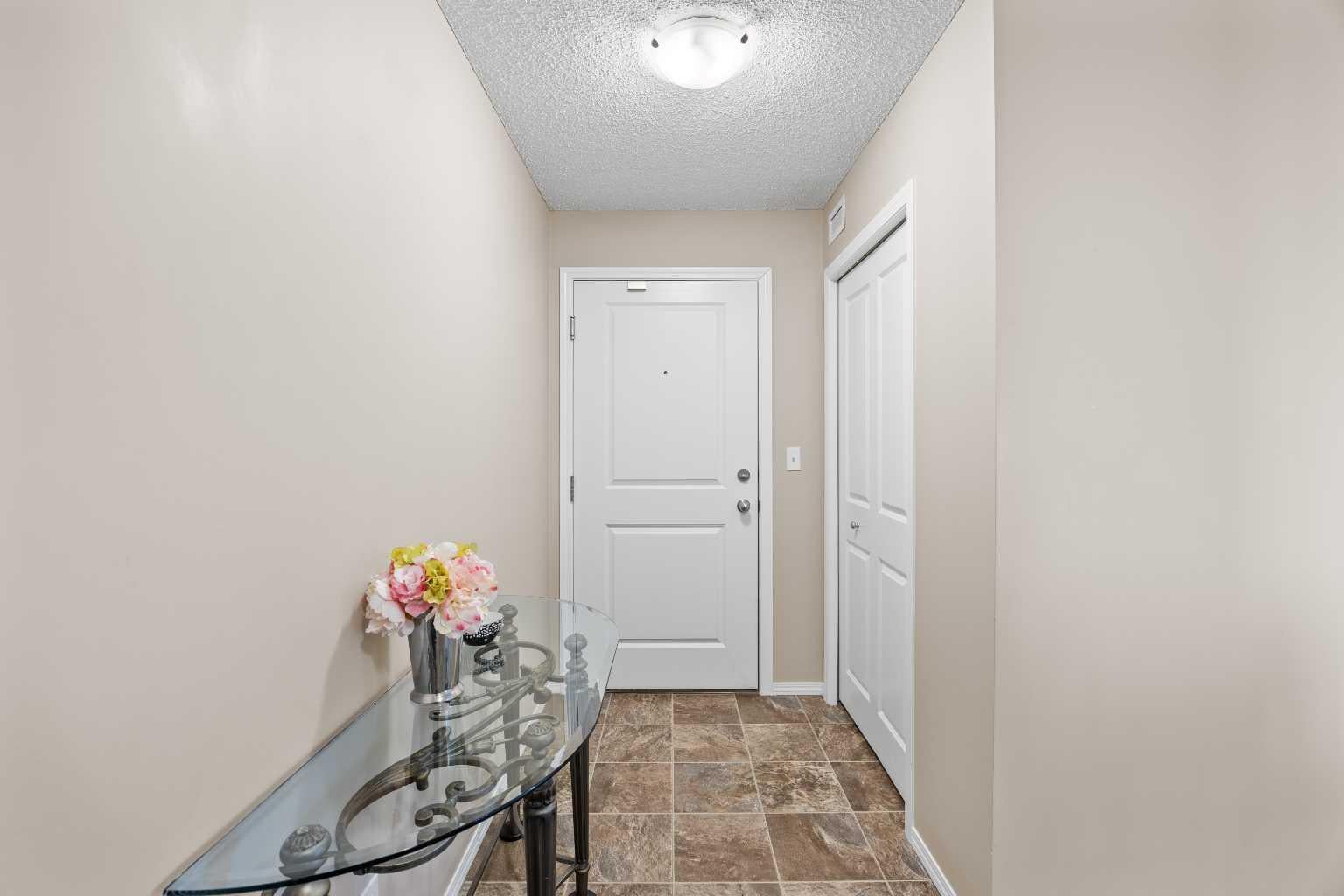 195 Kincora Glen Road NW 324