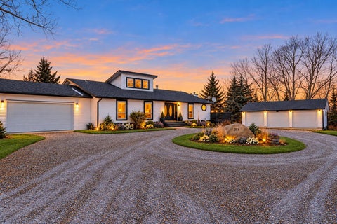 Photo of 351 Shore Drive, Rural Rocky View County, AB T1Z 0H7 (MLS # A2354292)