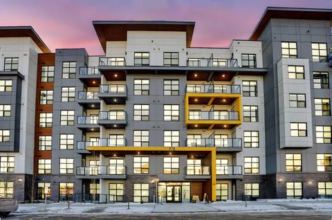 370 Dieppe Drive SW 214 Calgary AB T3E 0E6