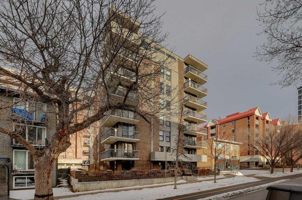 Photo of 616 15 Avenue SW #802, Calgary, AB T2R 0R5 (MLS # A2304954)