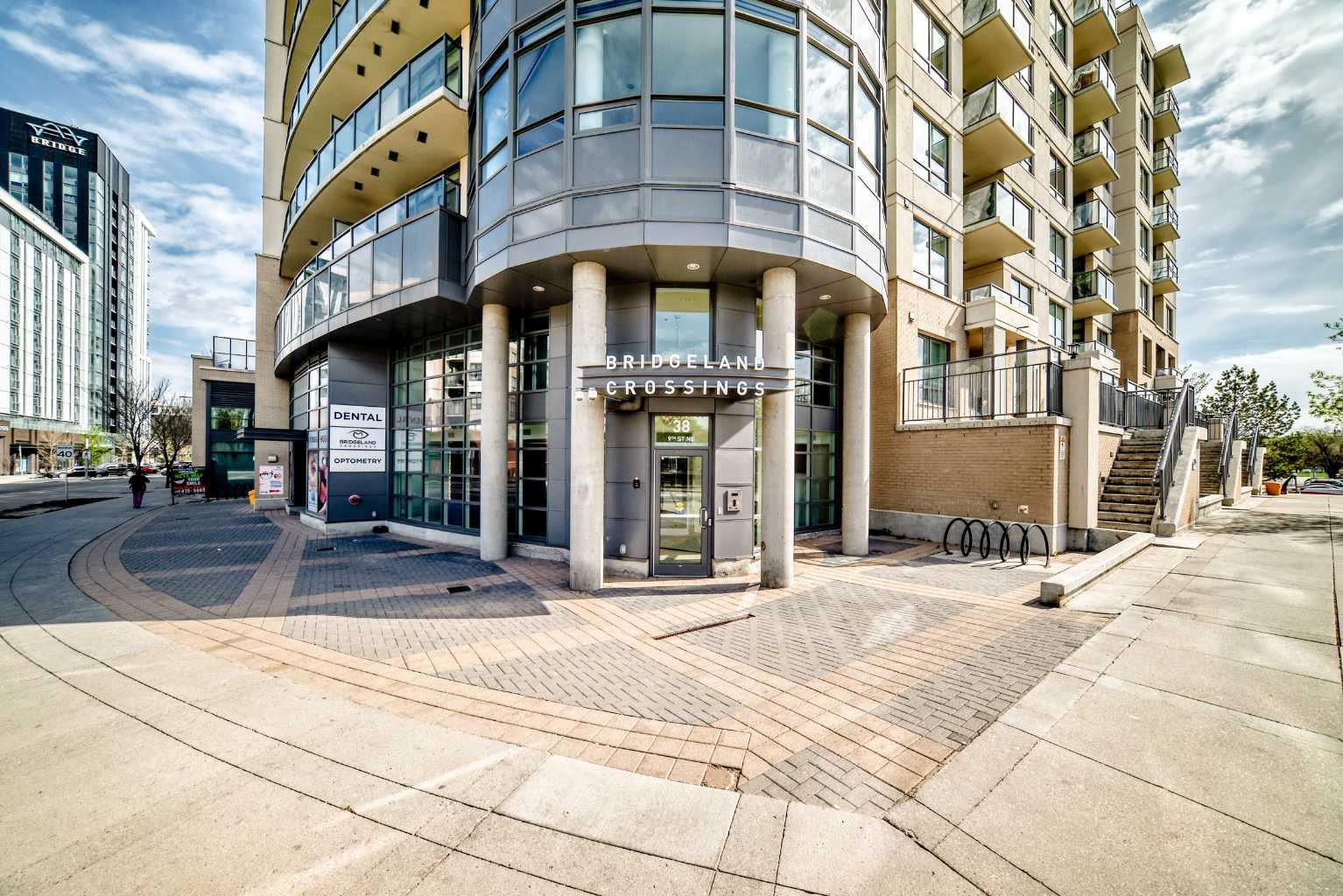 38 9 Street NE 502