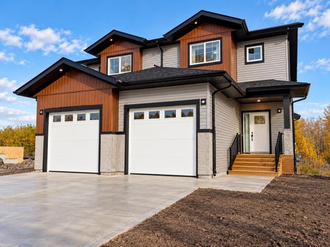 Photo of 45 Gray Close, Sylvan Lake, AB T4S 0W4 (MLS # A2341709)