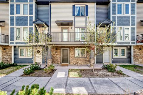 Photo of 139 Legacy Point SE, Calgary, AB T2X 3Z3 (MLS # A2308110)