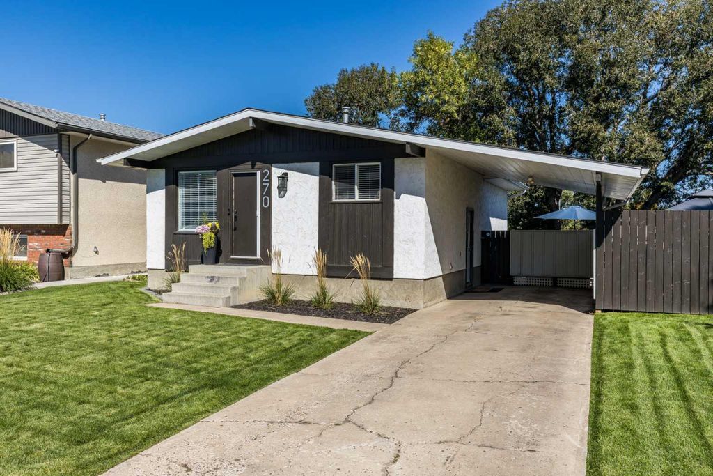 Photo of 270 Shepherd Crescent SE, Medicine Hat, AB T1B 2K5 (MLS # A2314923)