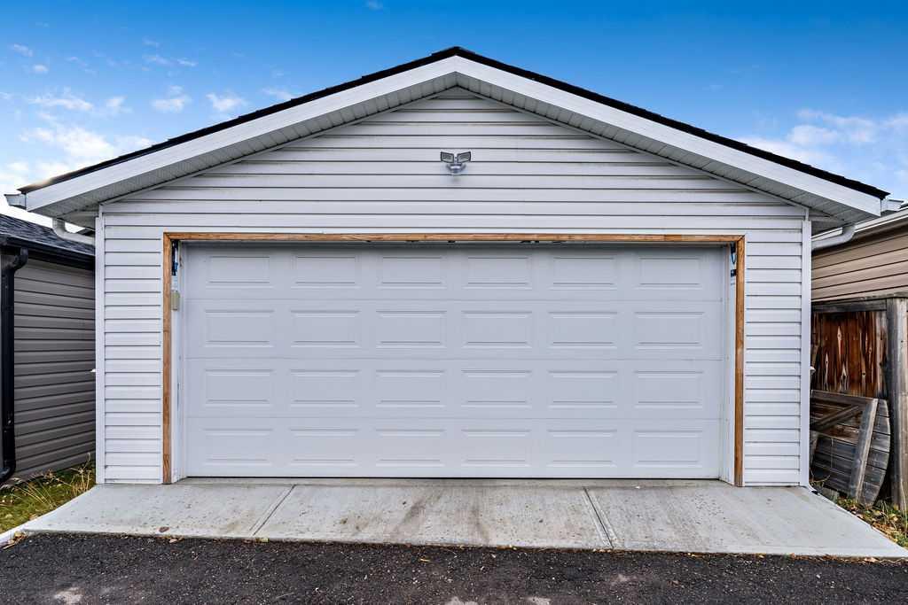 354 Cranford Drive SE