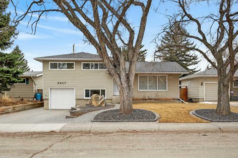 8027 Elbow Drive SW Calgary AB T2V 1K5