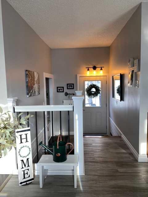18 Moberly Crescent