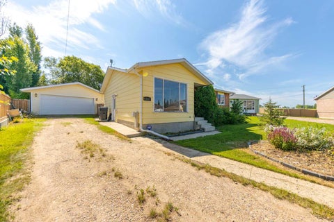 Photo of 4705 52 Street, Kitscoty, AB T0B 2P0 (MLS # A2330682)