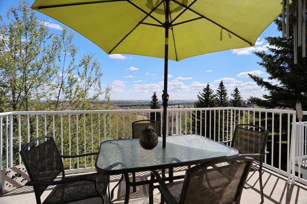 Photo of 92 Hamptons Link NW, Calgary, AB T3A 5V9 (MLS # A2312717)